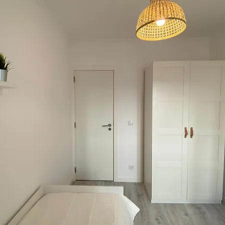 Carcavelos Serviced 3 Apartamento *