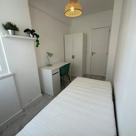 Carcavelos Serviced 3 公寓 *