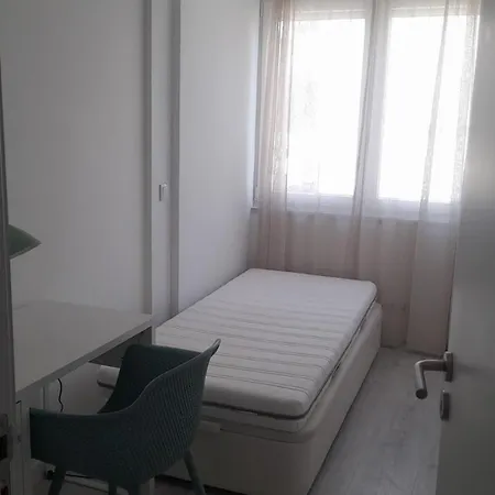 Carcavelos Serviced 3 公寓 奥埃拉斯