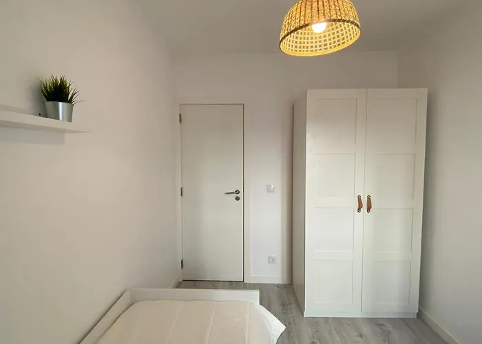 Carcavelos Serviced 3 Apartamento *